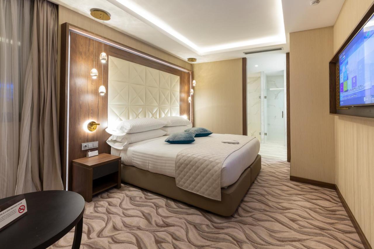 Az Hotels Grand Oran Es Senia Екстериор снимка
